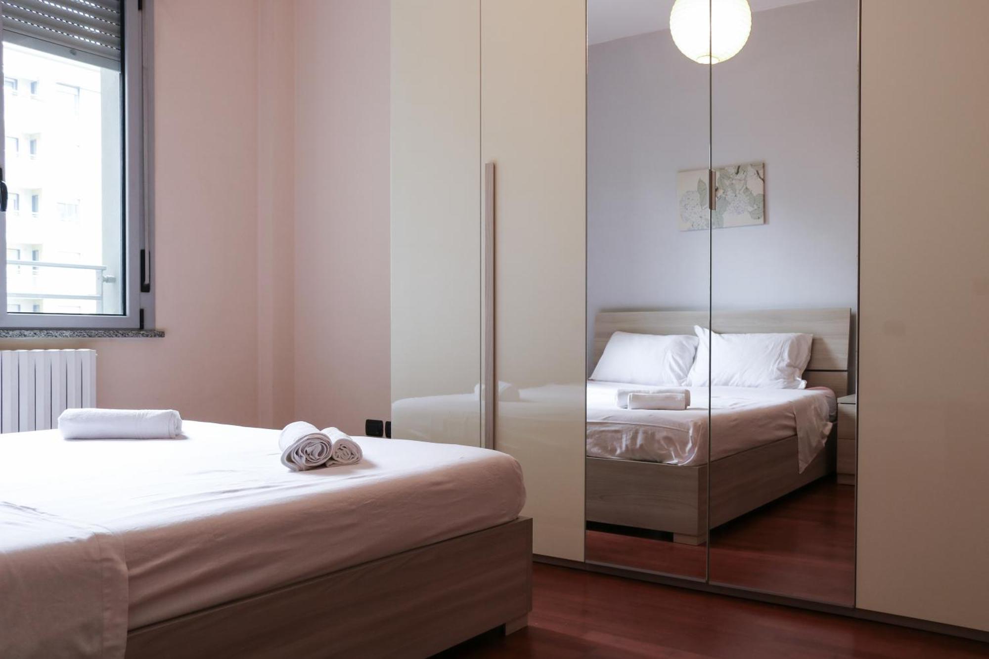 Urban Balcony Hideaway - 3 People Lejlighed Milano Eksteriør billede